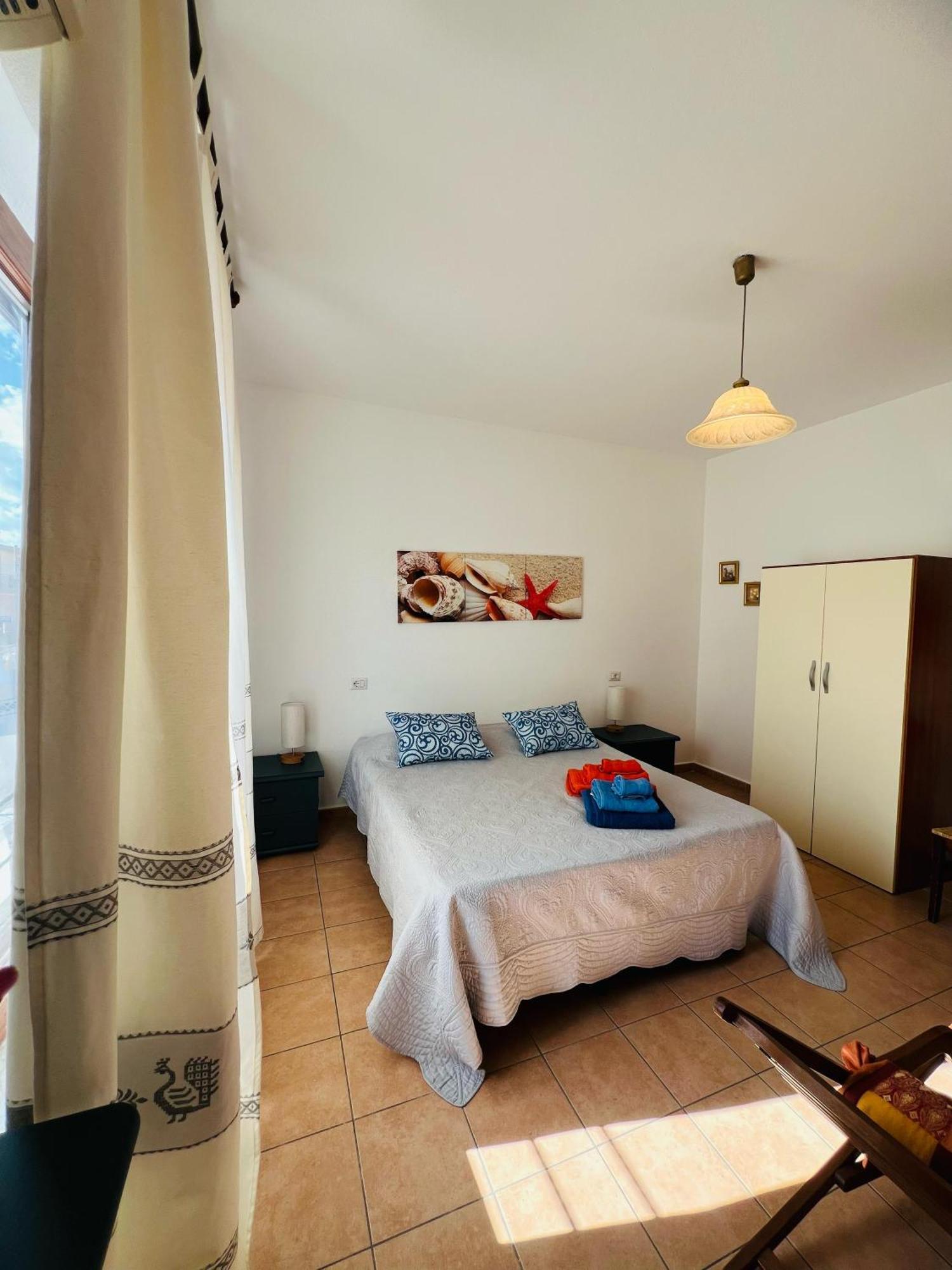 Bed And Breakfast Le Petunie Bari Sardo Zewnętrze zdjęcie