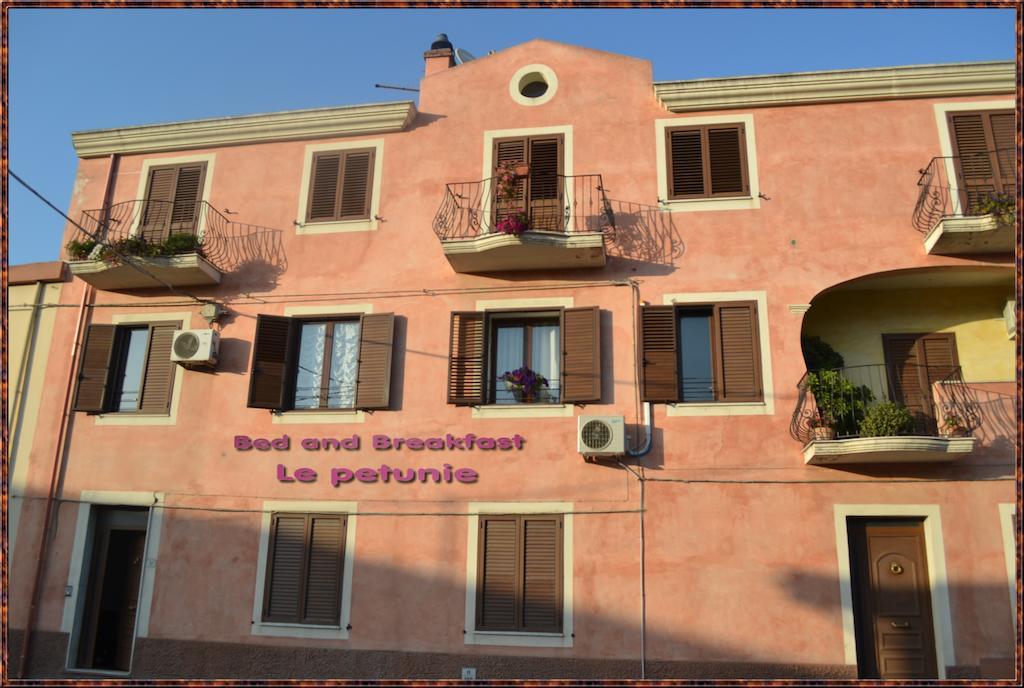 Bed And Breakfast Le Petunie Bari Sardo Zewnętrze zdjęcie